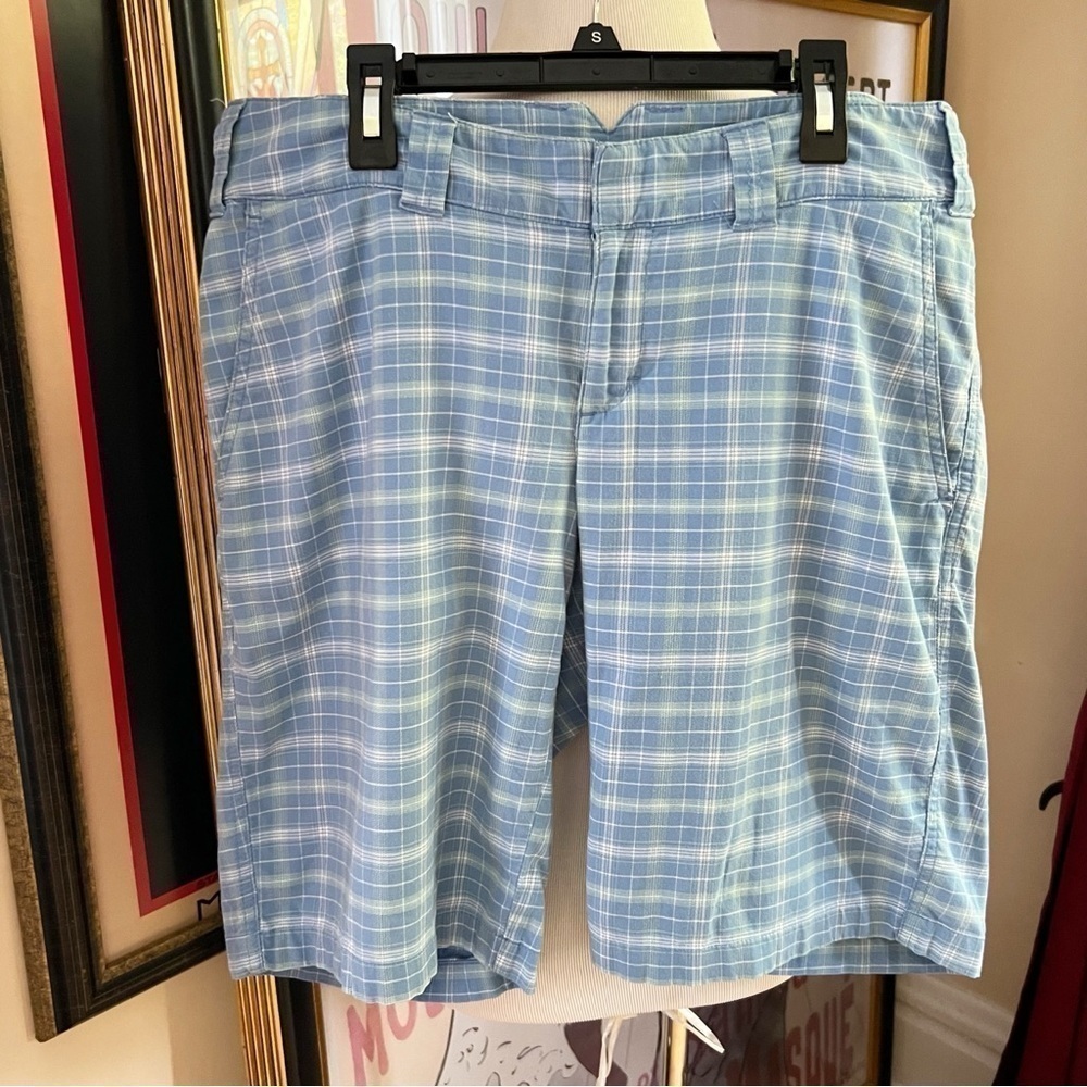 The North Face Women's Plaid Blue Light Green  White Bermuda Shorts Size 10